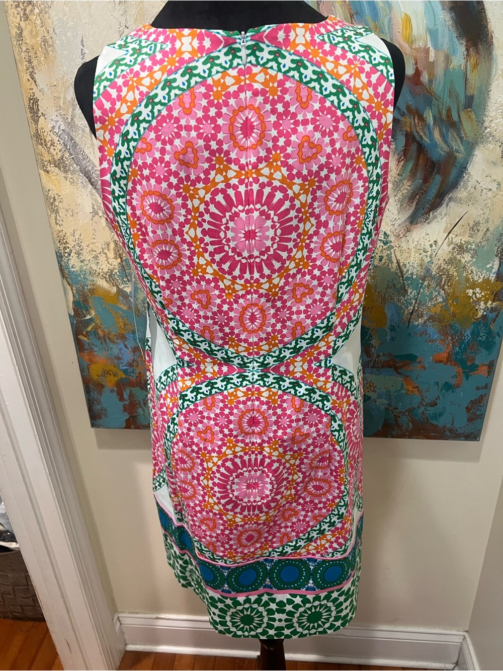 London Times Sleeveless Shift Dress Pink Green Medallion Print US 8 - Picture 5 of 16